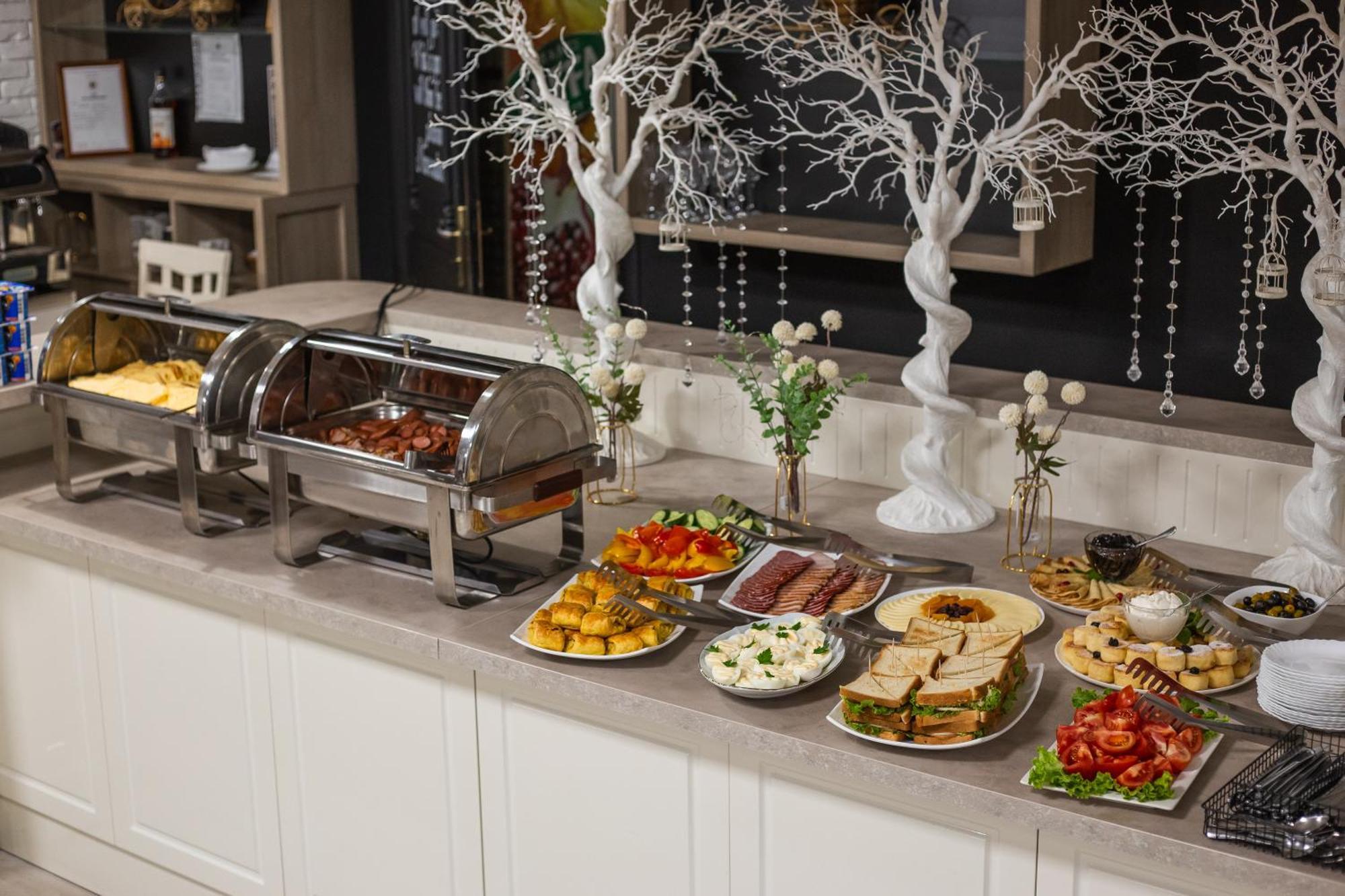 Lidolux Bed & Breakfast Balti Bagian luar foto