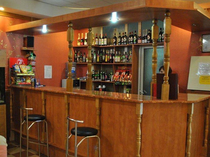 Lidolux Bed & Breakfast Balti Restoran foto
